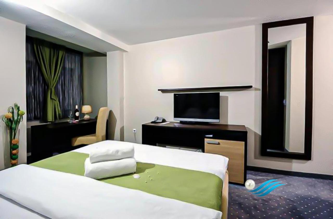 Biser Hotel Derventa 외부 사진