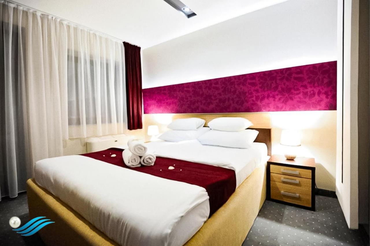 Biser Hotel Derventa 외부 사진