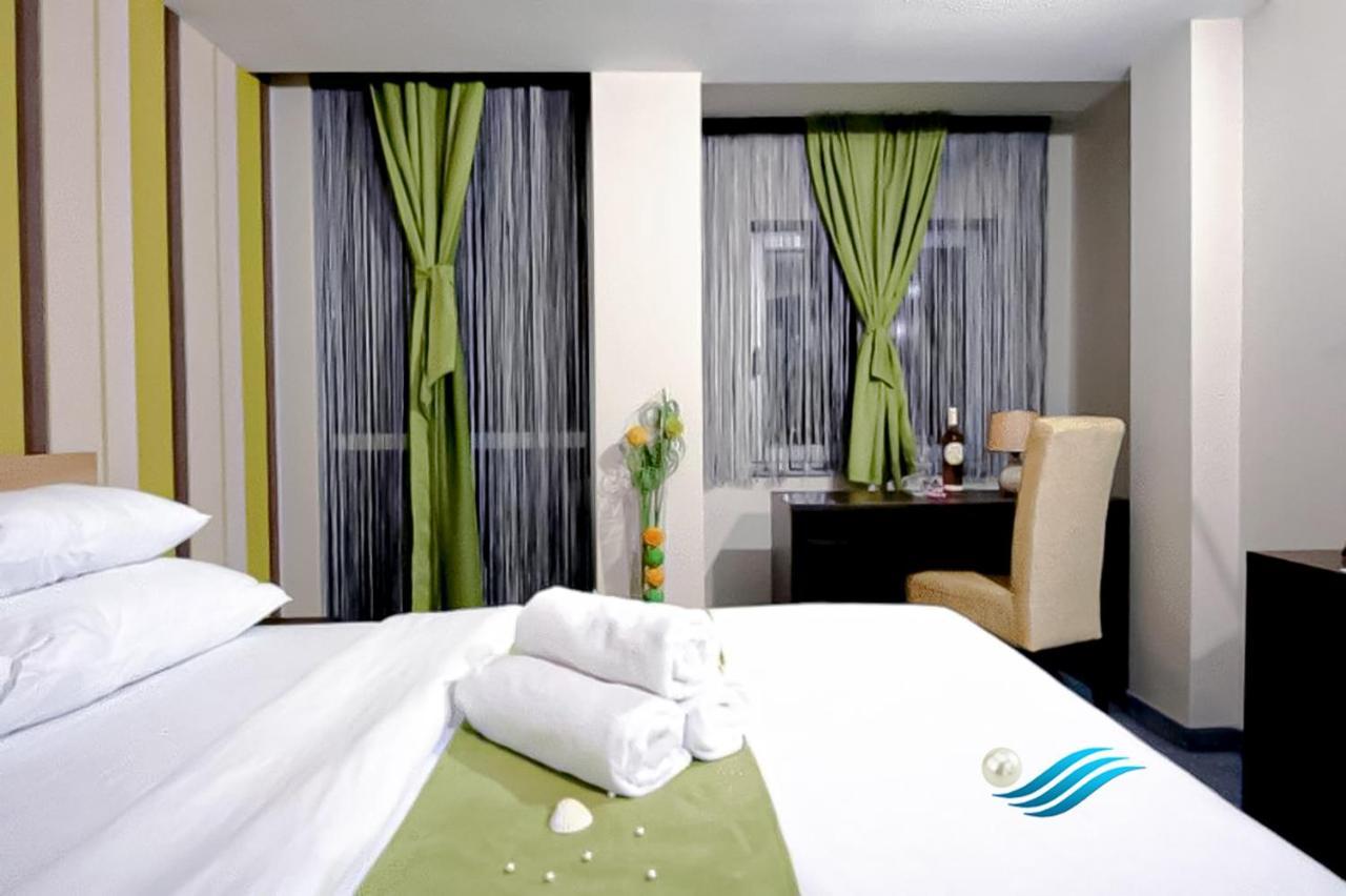 Biser Hotel Derventa 외부 사진